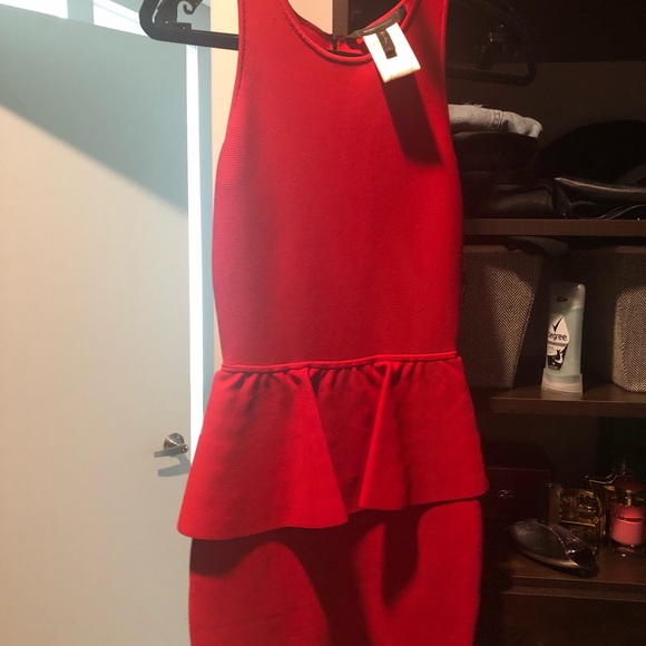 Bcbg red peplum dress - Picture 3 of 5